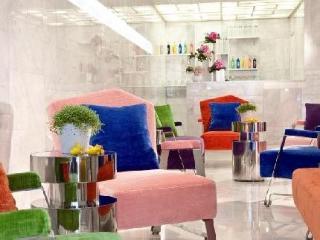 Hotel Cristal Champs Elysees Parigi